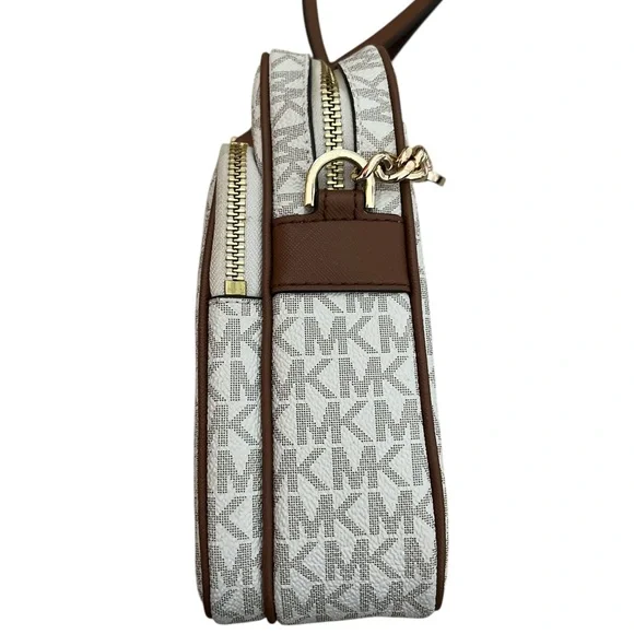 Michael Kors Cream and Brown Crossbody Flight Bag - Picture 5 of 11